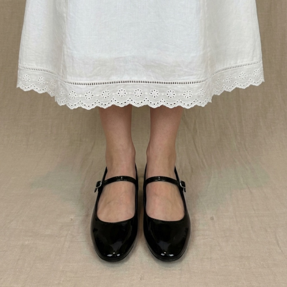 Beautiful Mary Jane flats 🤩 - Picture 2 of 8